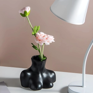 Ваза женская грудь