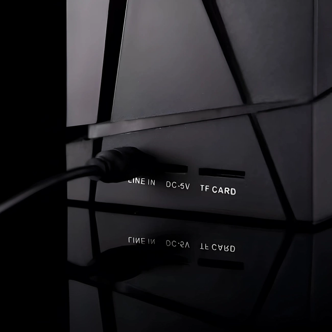 маленькая колонка с подсветкой