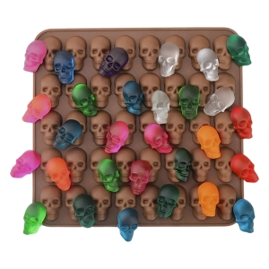 Формочка с черепами