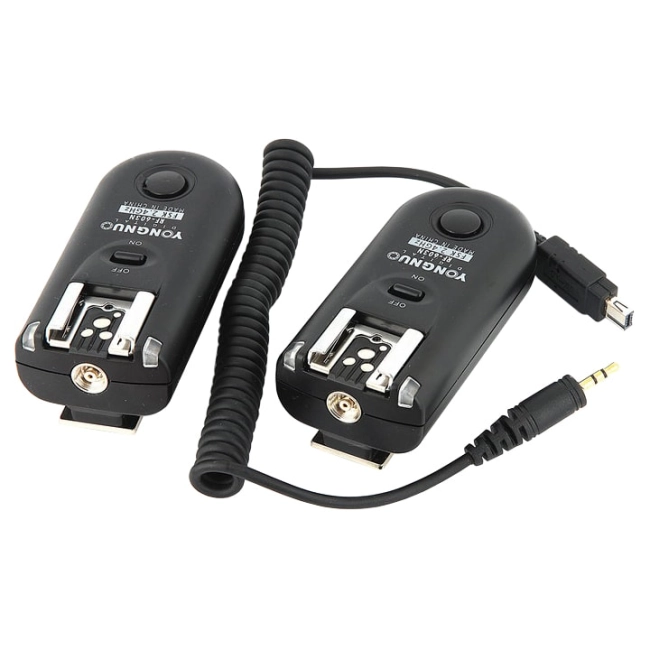 Радио синхронизатор для вспышек YONGNUO