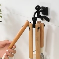 клейкий гачок на стіну