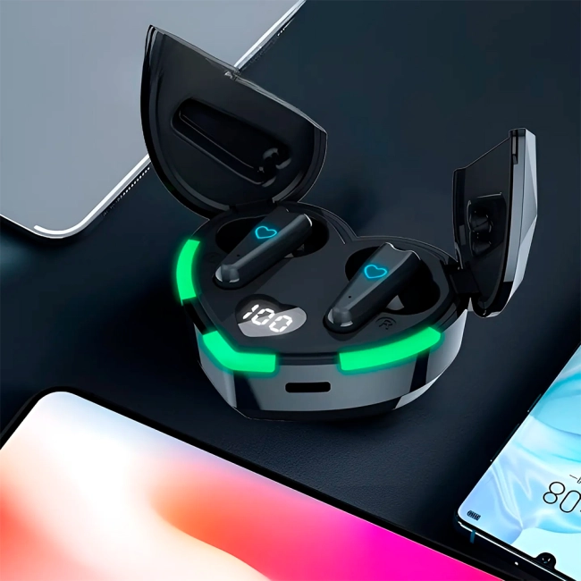 наушники с сердцами