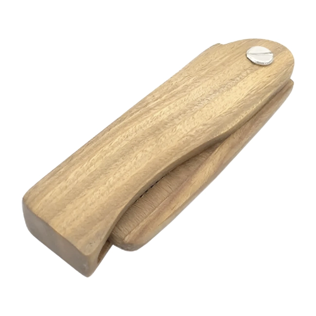 Маленькая складная расческа