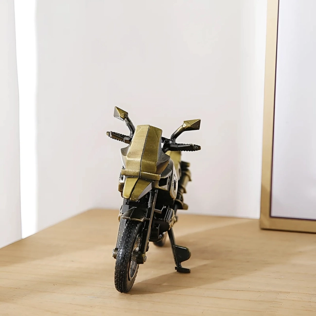 Купити фігурку з мотоциклом