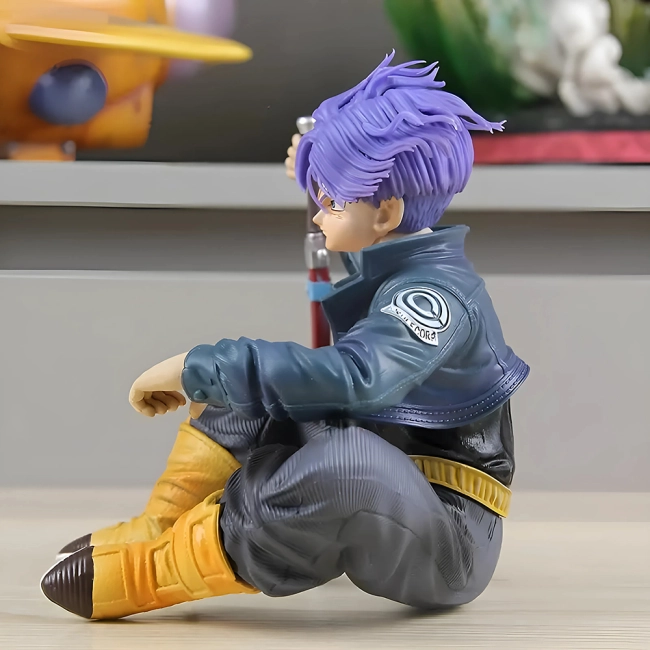 фигурка с Транксом из Драгонболл