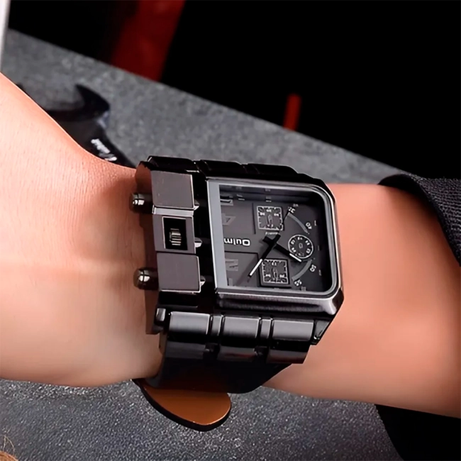 чоловічий масивний годинник