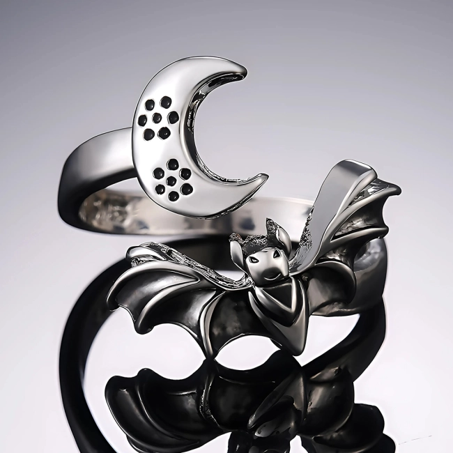 кольцо с летучей мышью