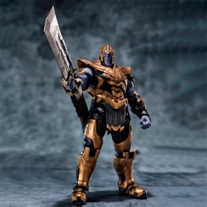 Подвижная фигурка Thanos со сменными деталями фигурка Thanos