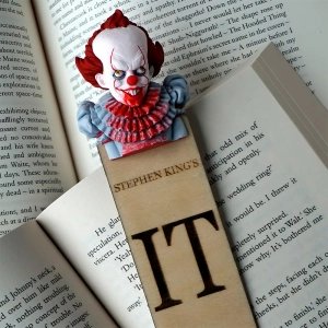 Закладка с Оно в книгу закладка с Оно в книгу