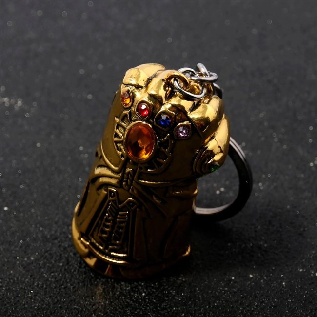 брелок с перчаткой Таноса