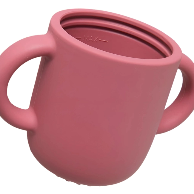 детская чашка с трубочкой