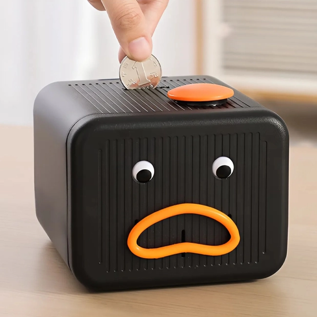 Копилка с лицом