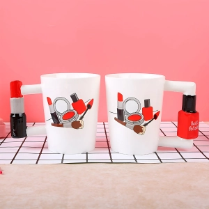 Кружка с косметикой кружка с косметикой