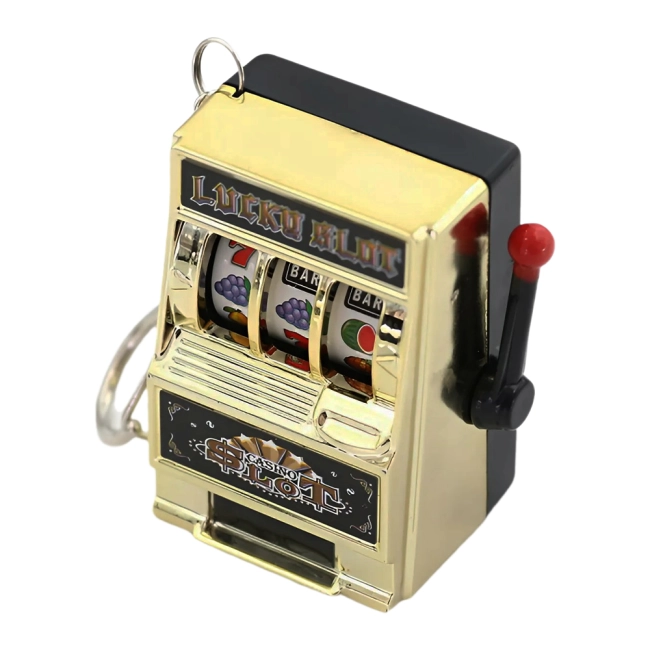 Брелок в виде игрового автомата