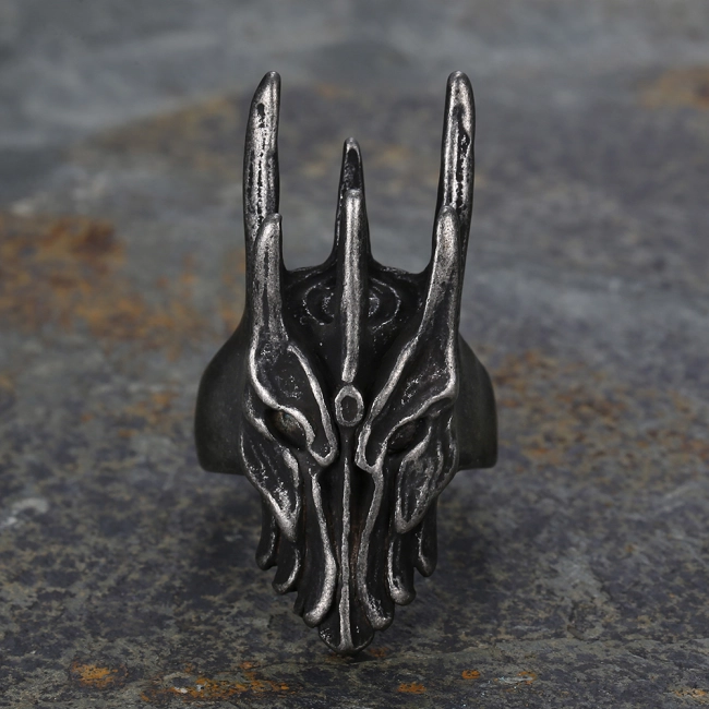 Кільце у вигляді шолома