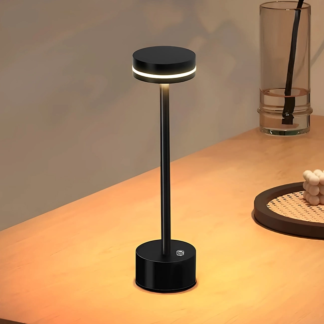 светодиодная лампа с питанием от батареи