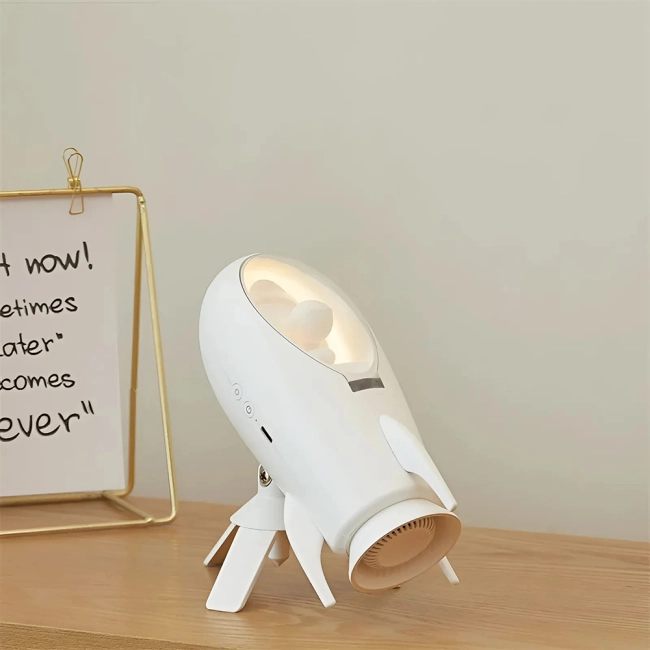 Светильник в виде ракеты