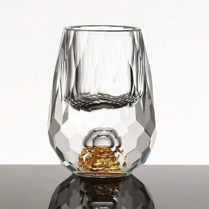 Рюмка на стол для напитков Рюмка на стол