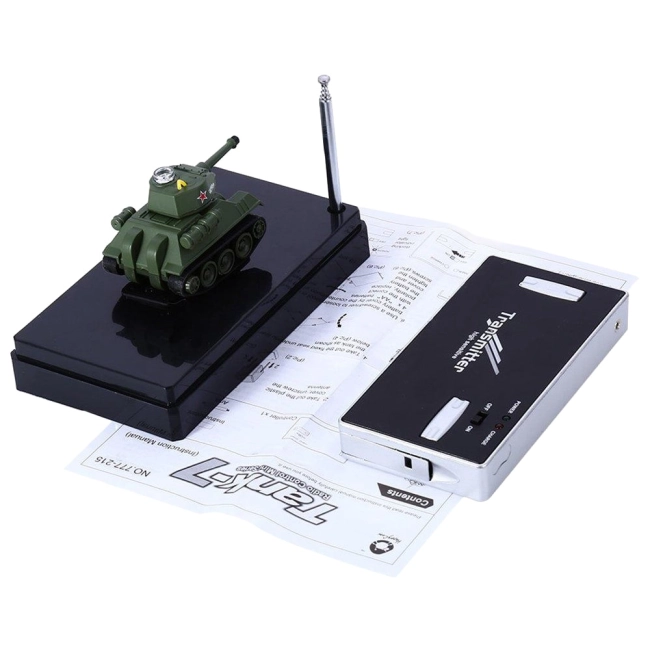 танк на пульті управління