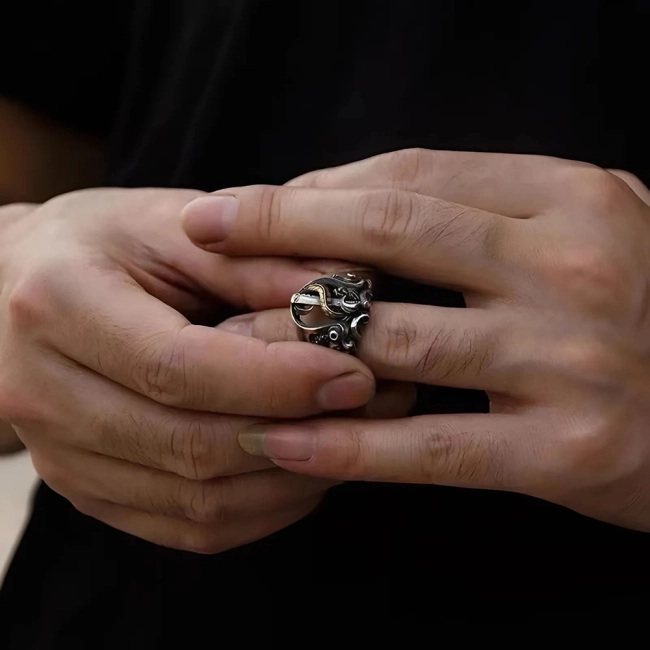 Мужское кольцо для пальца