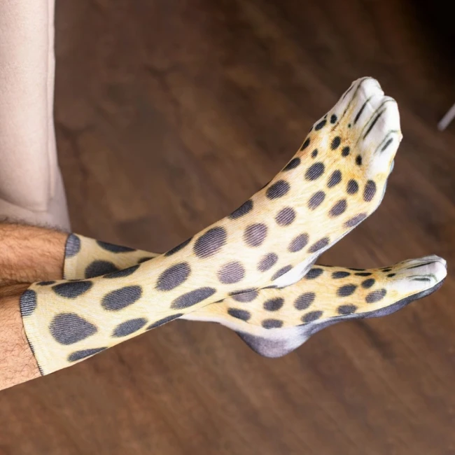 Шкарпетки з леопардом