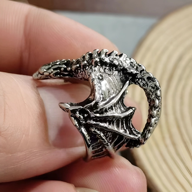 перстень з драконом