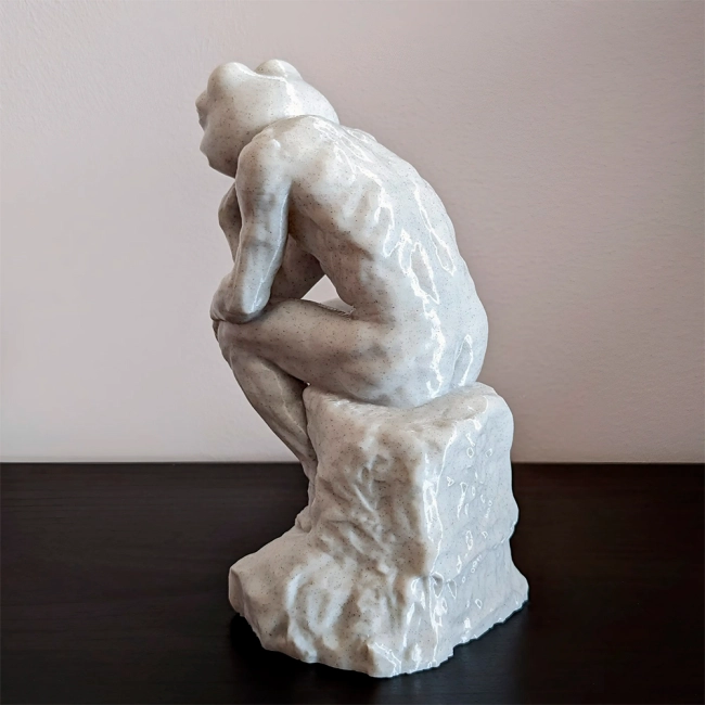 фигурка с Пепе