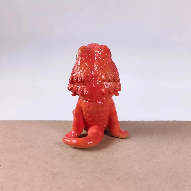 фігурка у вигляді ящірки