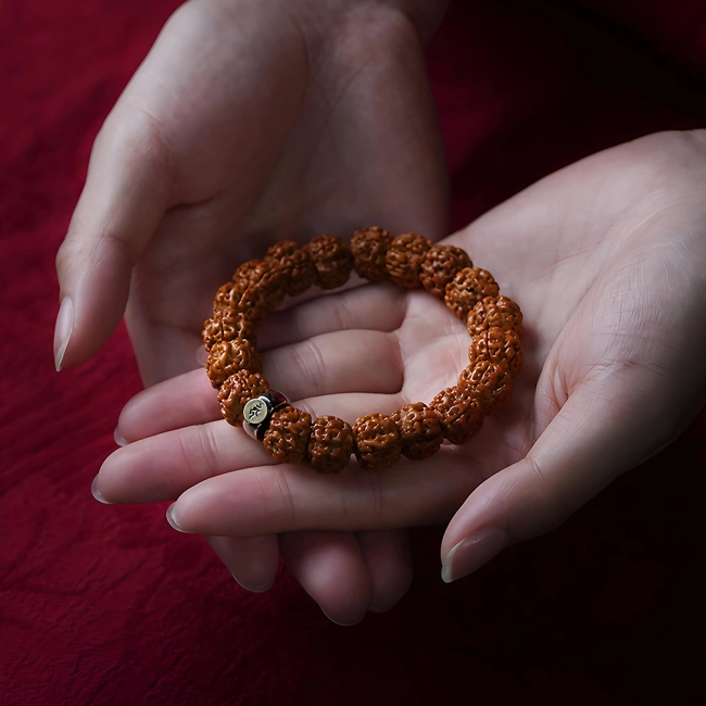 четки в виде браслета