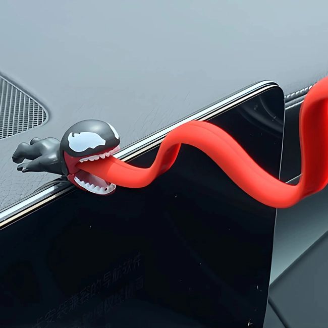 фигурка в авто Venom