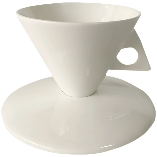 кавова чашка з блюдцем