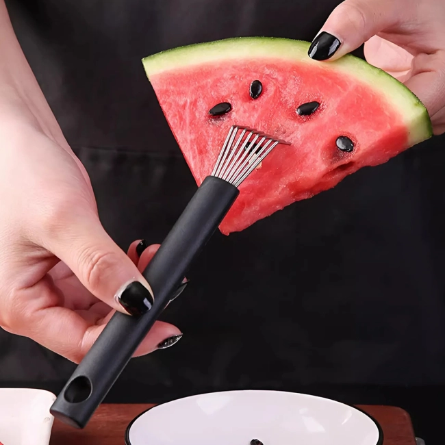 Инструмент для удаления семян арбуза