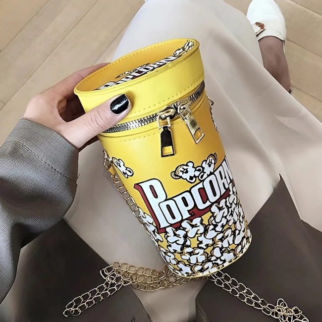 Сумка на плече з ланцюжком