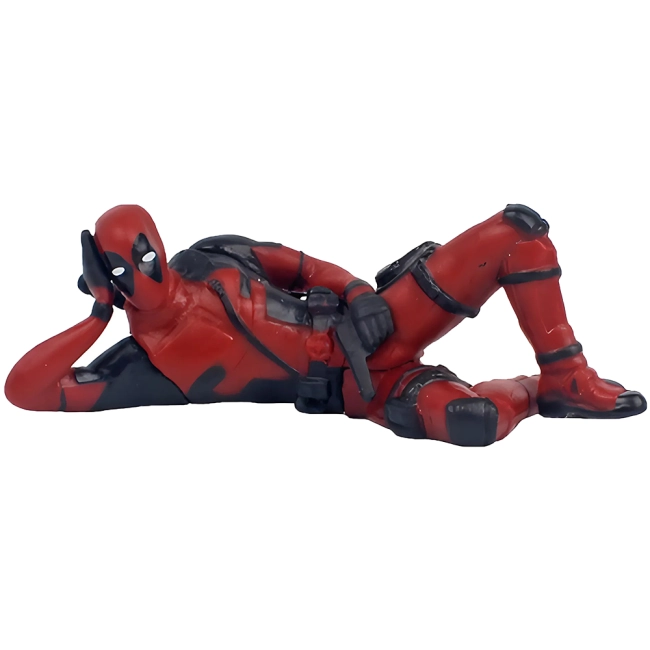 фигурка Дэдпула на панель