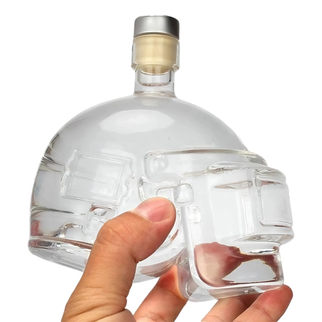 Графин в форме шлема