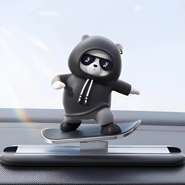 мишка на панель авто