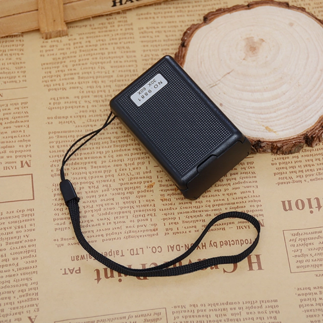 складна лупа 2 в 1