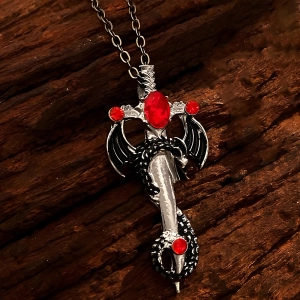 кулон с цепочкой на шею