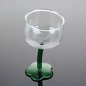 Бокал с ножкой цветком бокал с ножкой цветком