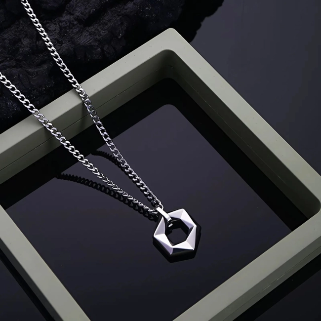 ланцюжок з геометричним кулоном