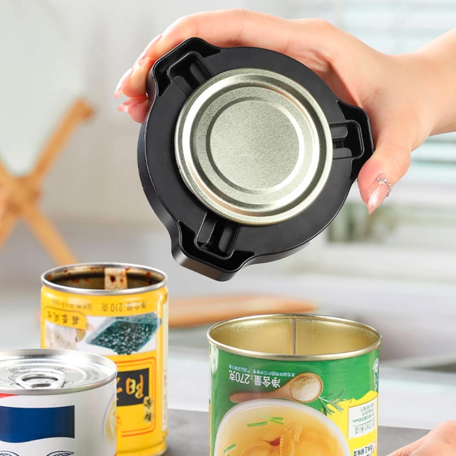 многофункциональная открывалка для консервных банок