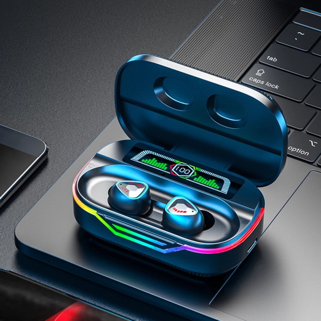 Навушники що світяться в кейсі