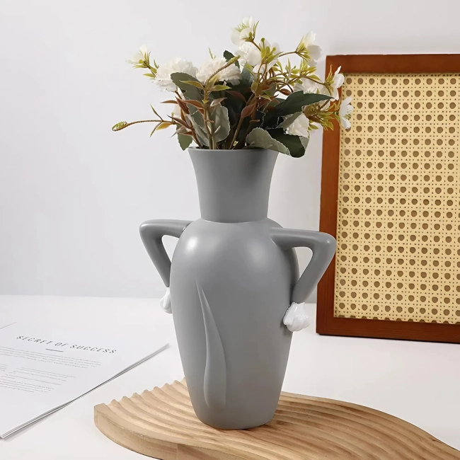 Ваза в виде Тома