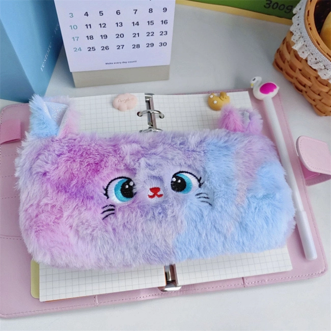 Пенал в виде котика