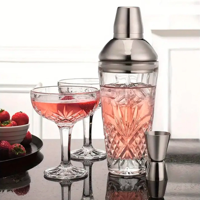 стеклянный шейкер с крышкой