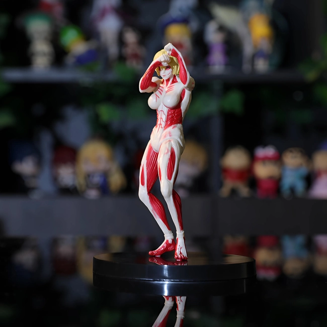 фигурка из Атаки титанов