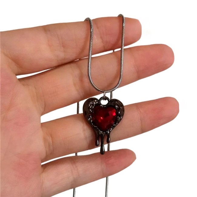 женский кулон сердце