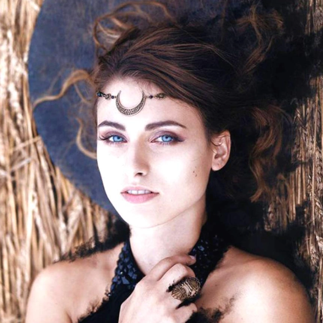 Прикраса на голову місяць