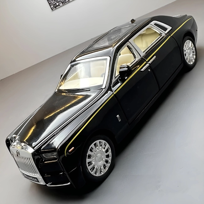 модель машины Фантом