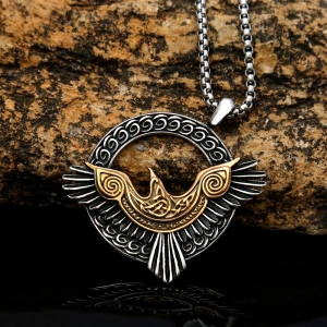 цепочка с вороном